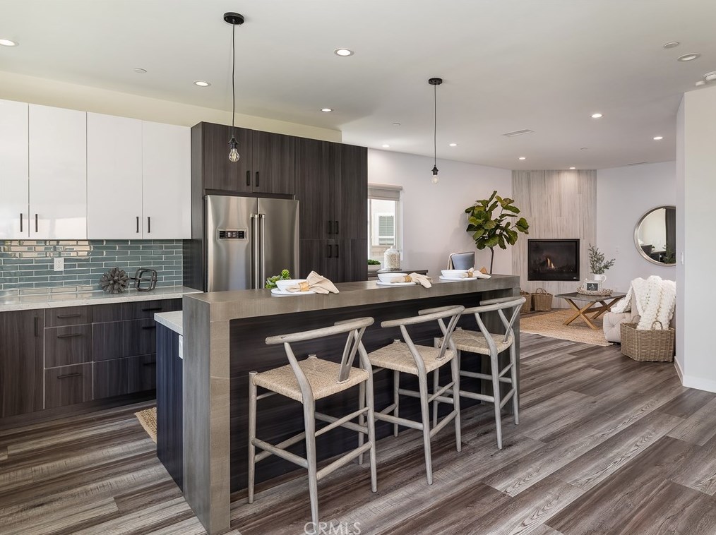 125 Palm Ave, El Segundo CA  90245-2296 exterior