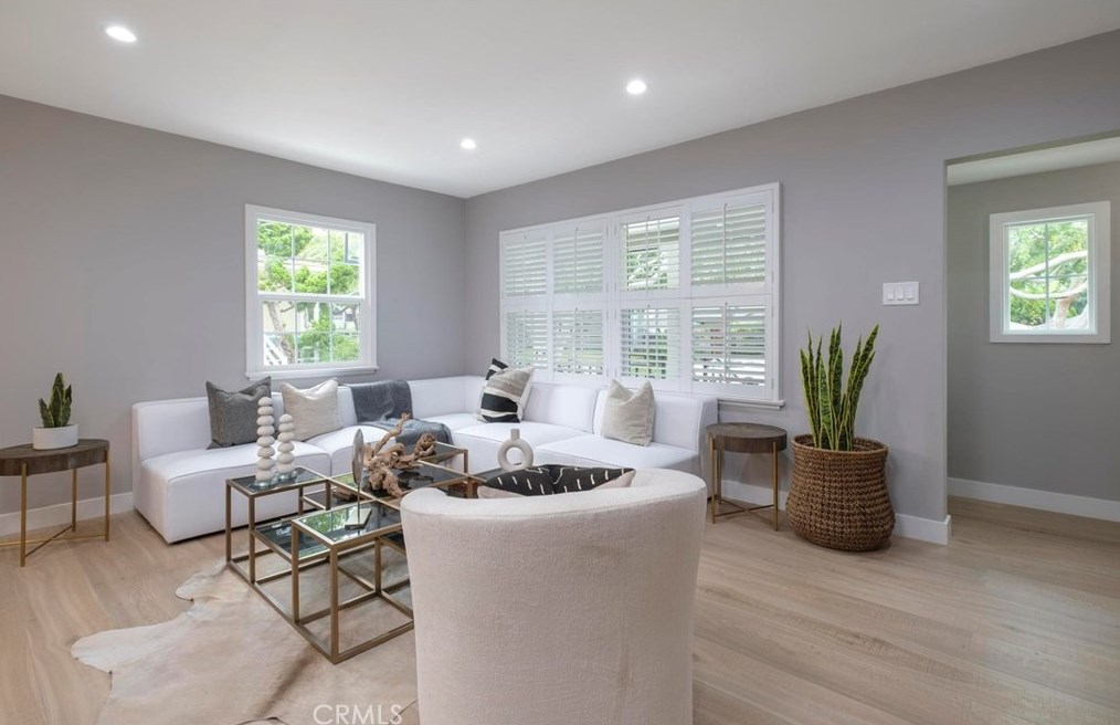 4913 Sharynne Ln, Torrance CA  90505-3356 exterior
