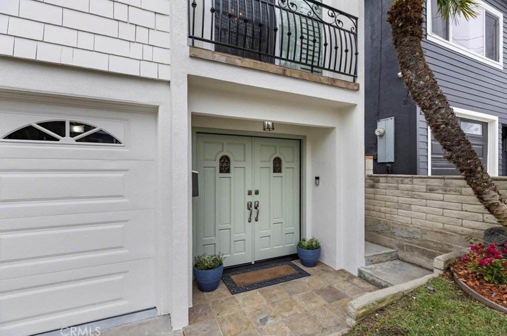 1641 Ford Ave, Redondo Beach, CA 90278-2712