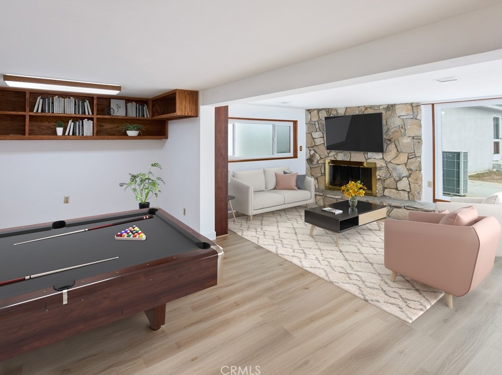 209 Oak Ave, El Segundo CA 90245-5229 exterior