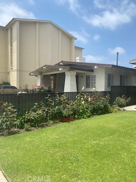 1739 53rd St, Los Angeles, CA 90058-3313