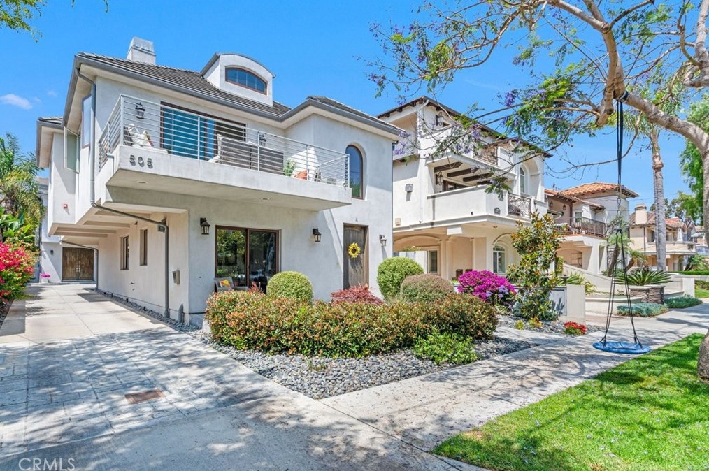 505 Lucia Ave, Redondo Beach, CA 90277-3009