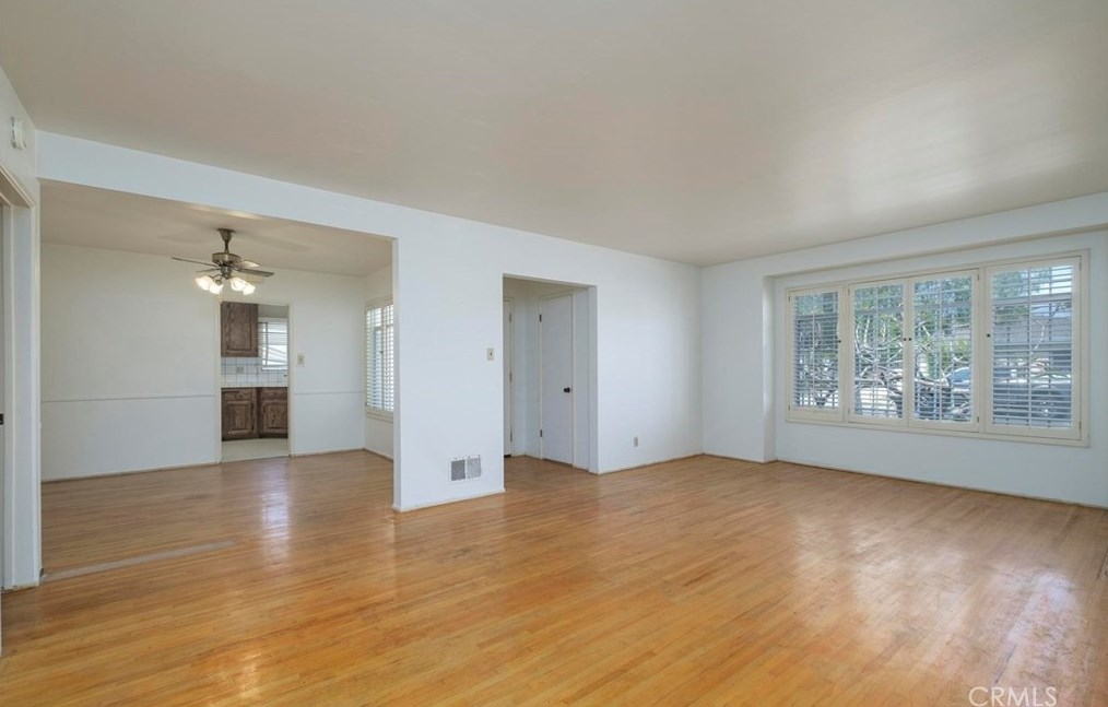 3840 Norton Ave, Los Angeles CA  90008-1943 exterior