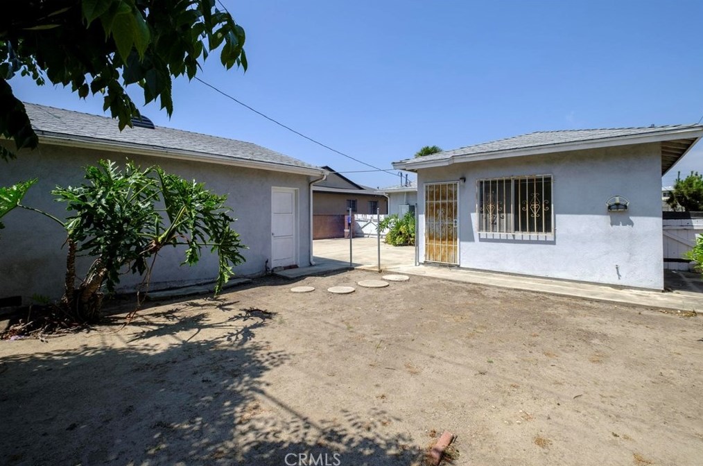 3840 Norton Ave, Los Angeles CA  90008-1943 exterior