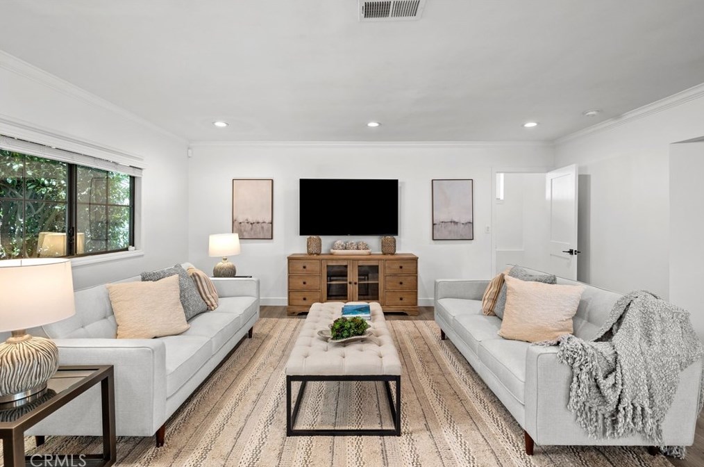 439 Lomita St, El Segundo CA  90245-4054 exterior