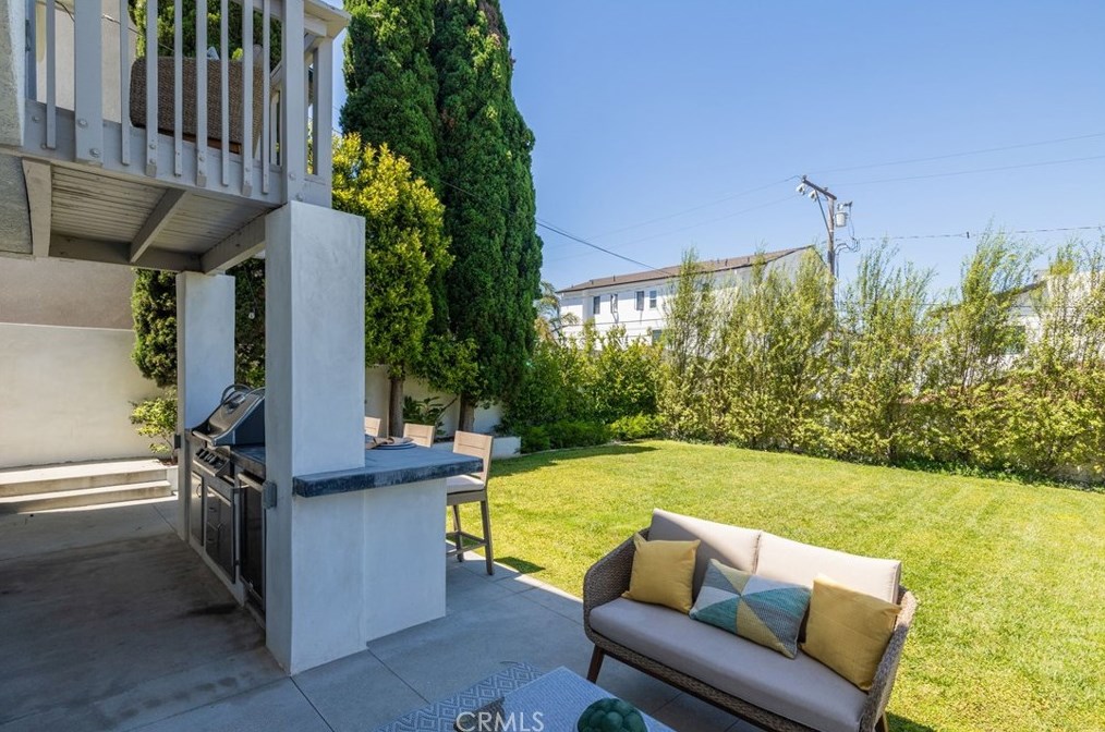 439 Lomita St, El Segundo CA  90245-4054 exterior