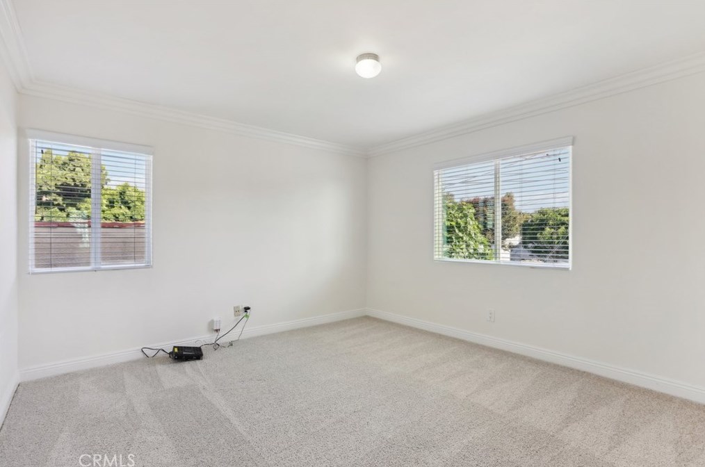 4235 59th Pl, Los Angeles CA  90043-3449 exterior