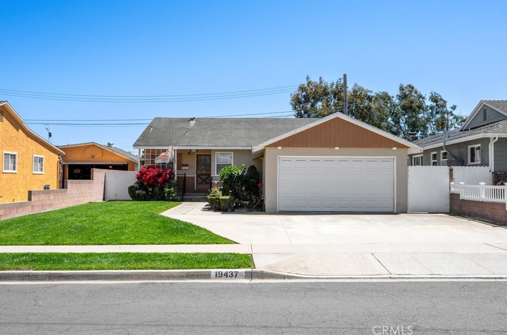 19437 Sturgess Dr, Torrance, CA 90503
