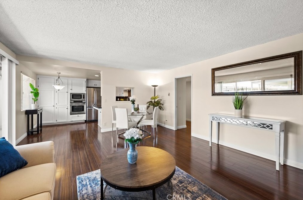 2940 W Carson St #211, Torrance, CA 90503