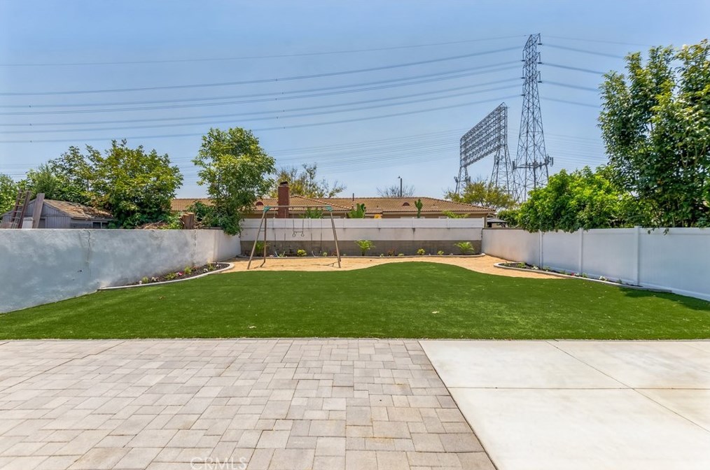 3934 176th St, Torrance, CA 90504-3213