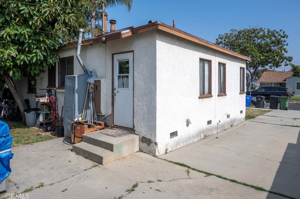 4042 W 167th St, Lawndale, CA 90260