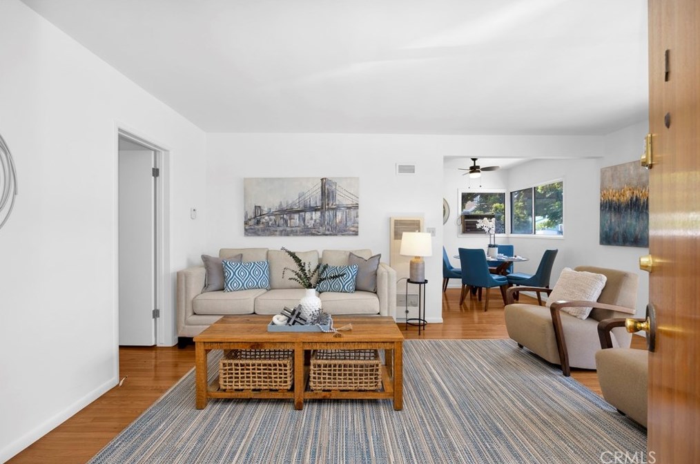 1047 E 1st St #1, Long Beach, CA 90802