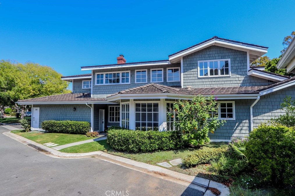 28 Malaga Pl, Manhattan Beach, CA 90266-7203