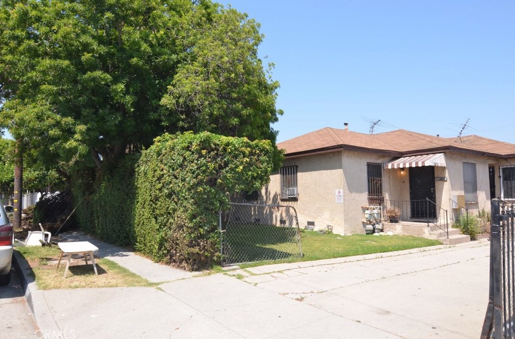 11824 New Hampshire Ave, Los Angeles, CA 90044-6512