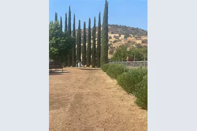 6009 Elwood Road, Sanger, CA 93657 - Photo 20