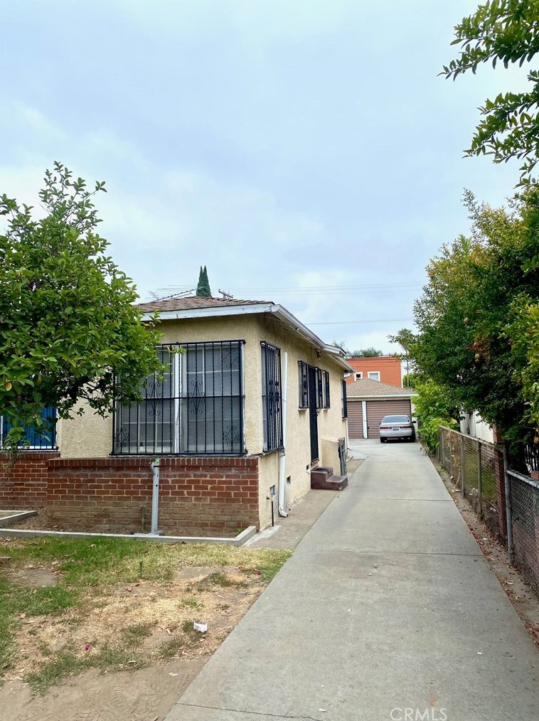 1550 Gardenia Ave, Long Beach, CA 90813