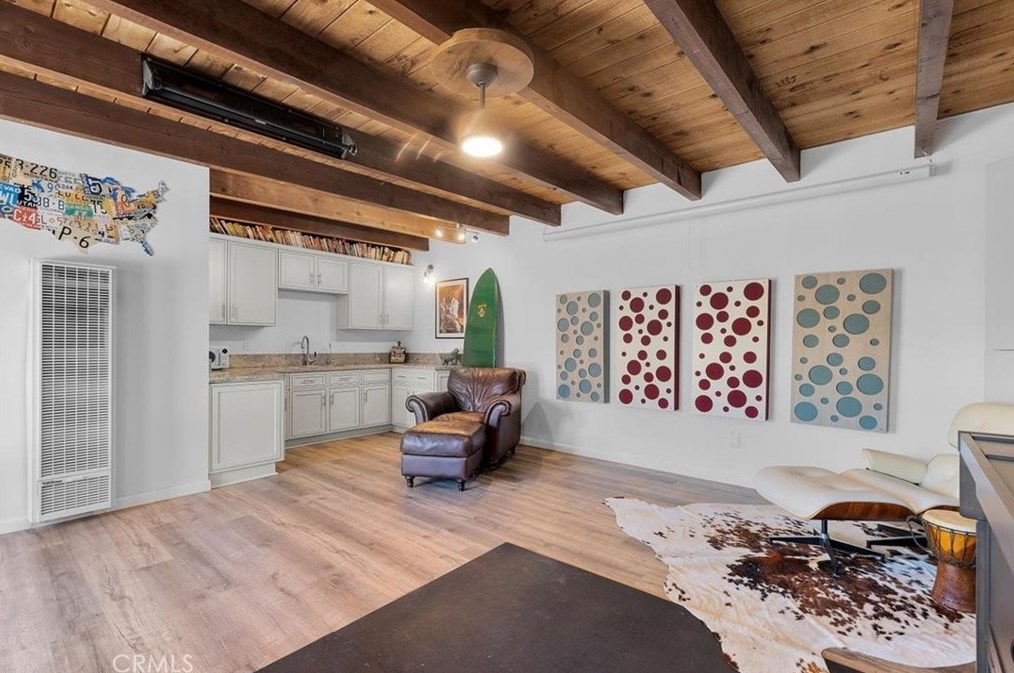 857 Maryland St, El Segundo CA  90245-2546 exterior