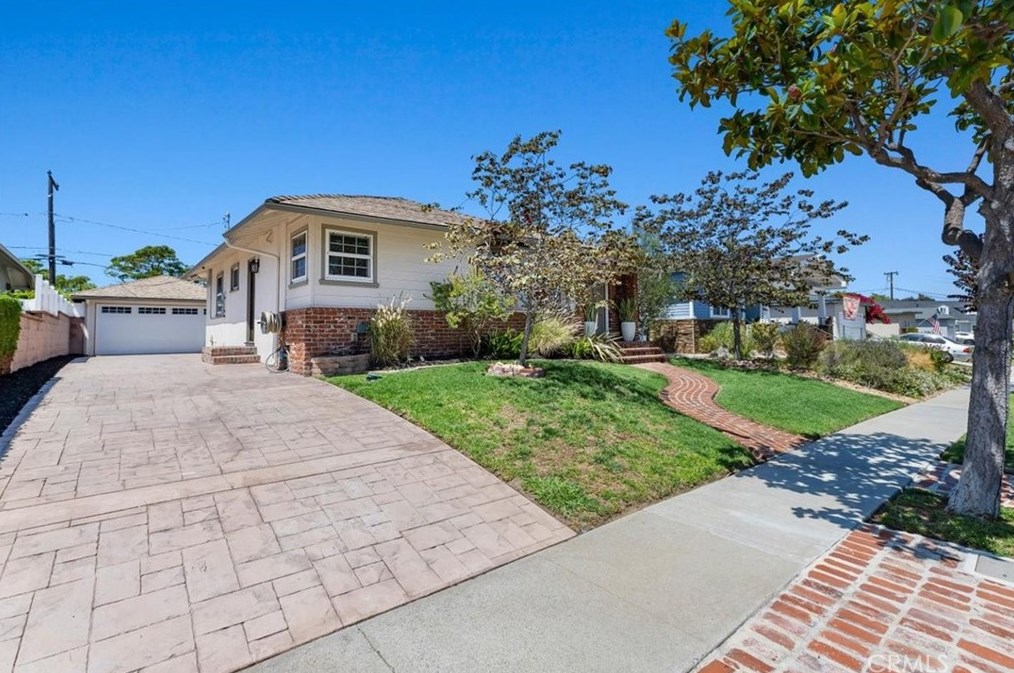 857 Maryland St, El Segundo CA  90245-2546 exterior