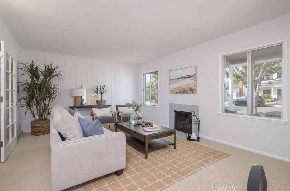 1215 S Helberta Ave, Redondo Beach, CA 90277