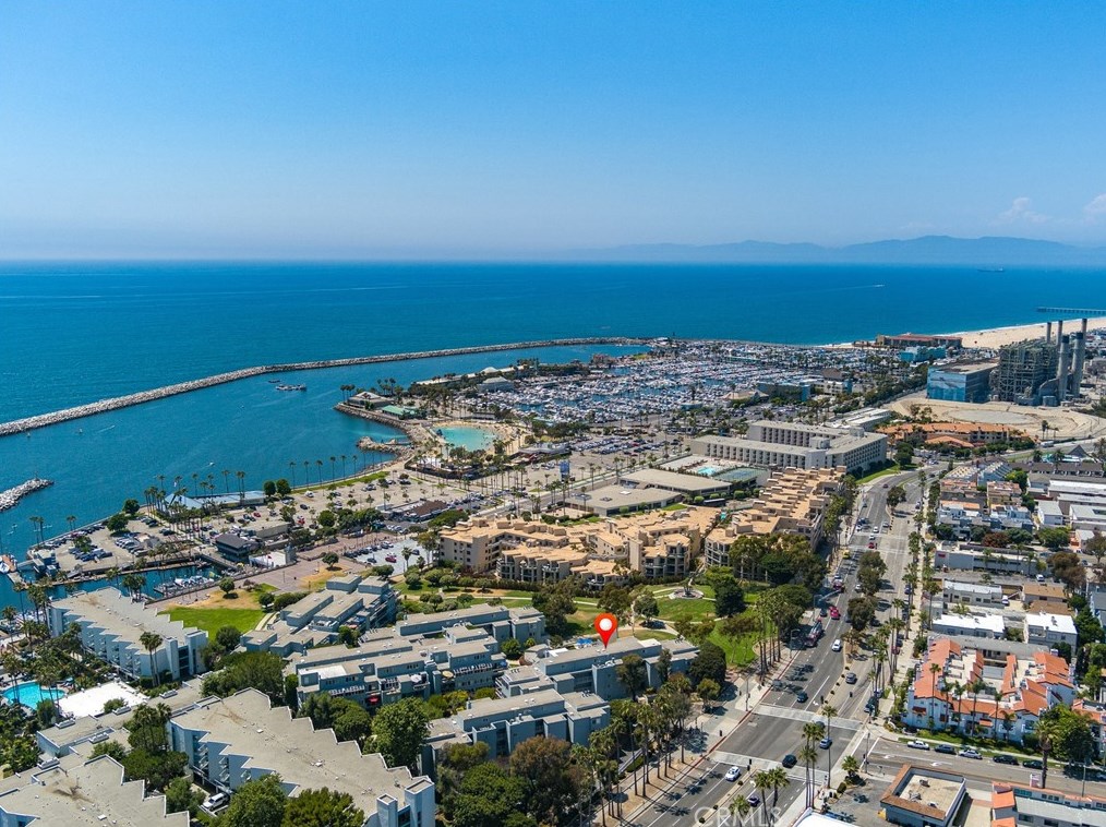 220 The Village #303, Redondo Beach, CA 90277