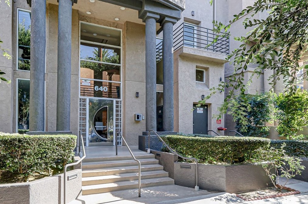 640 W 4th St #110, Long Beach, CA 90802