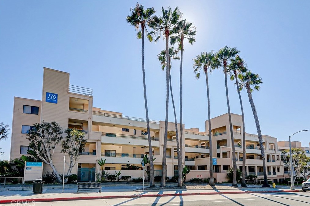 110 The Vlg, Redondo Beach, CA 90277-2516