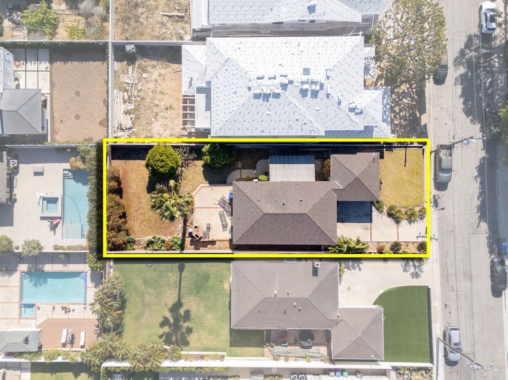 1832 9th St, Manhattan Beach, CA 90266