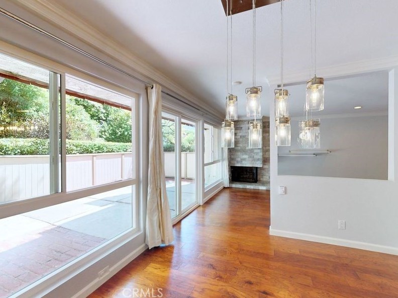 102 Cresta Verde Dr, Palos Verdes Estates, CA 90274