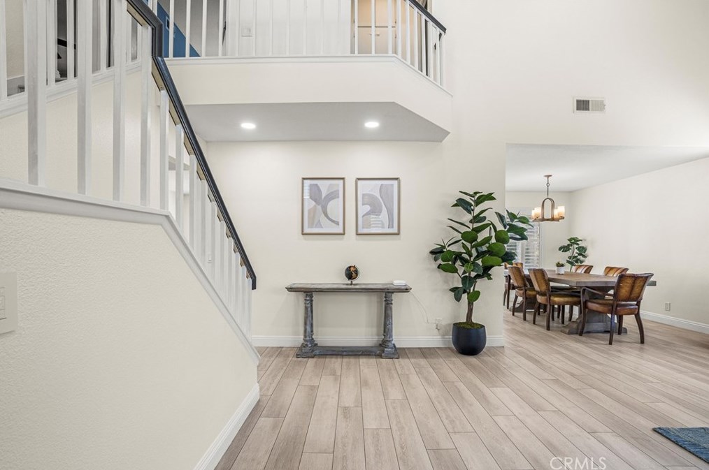 554 Conestoga Rd, San Dimas, CA 91773-4719