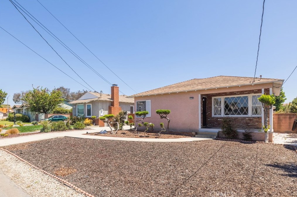 1720 Iris Ave, Torrance, CA 90503-7222