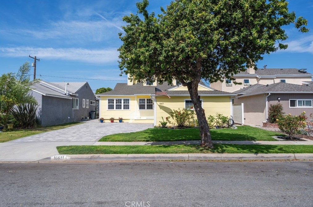 16611 Falda Ave, Torrance, CA 90504