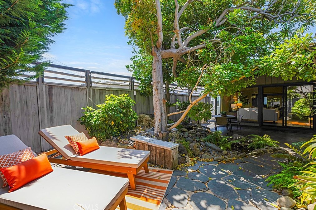 252 Tivoli Dr, Long Beach, CA 90803