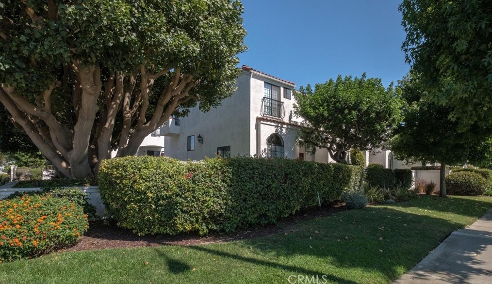 529 W 220th St #35, Long Beach, CA 90745