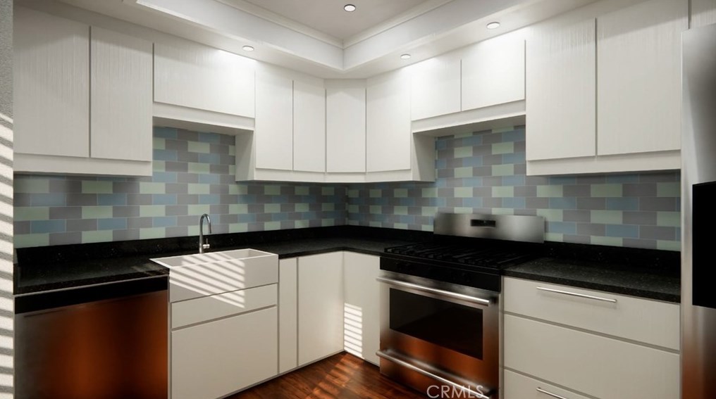 841 Penn St, El Segundo CA 90245-3025 exterior