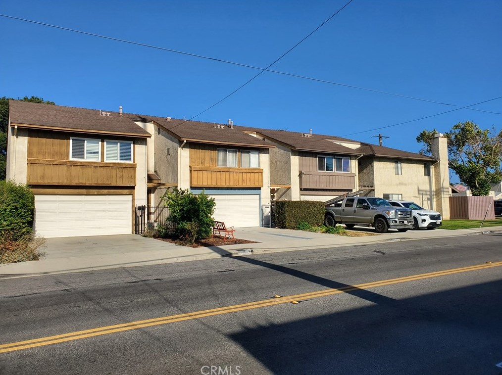 24654 Pennsylvania Ave, Lomita, CA 90717