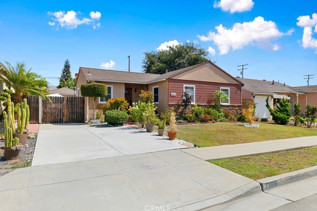 22818 Broadwell Ave, Torrance, CA 90502-2942