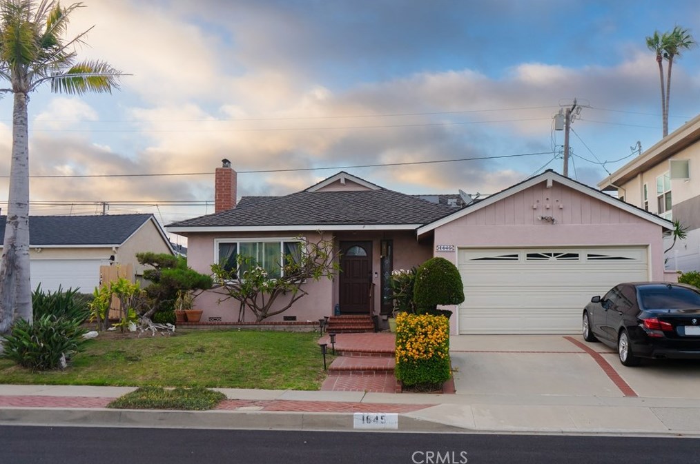 1645 22nd St, Manhattan Beach, CA 90266