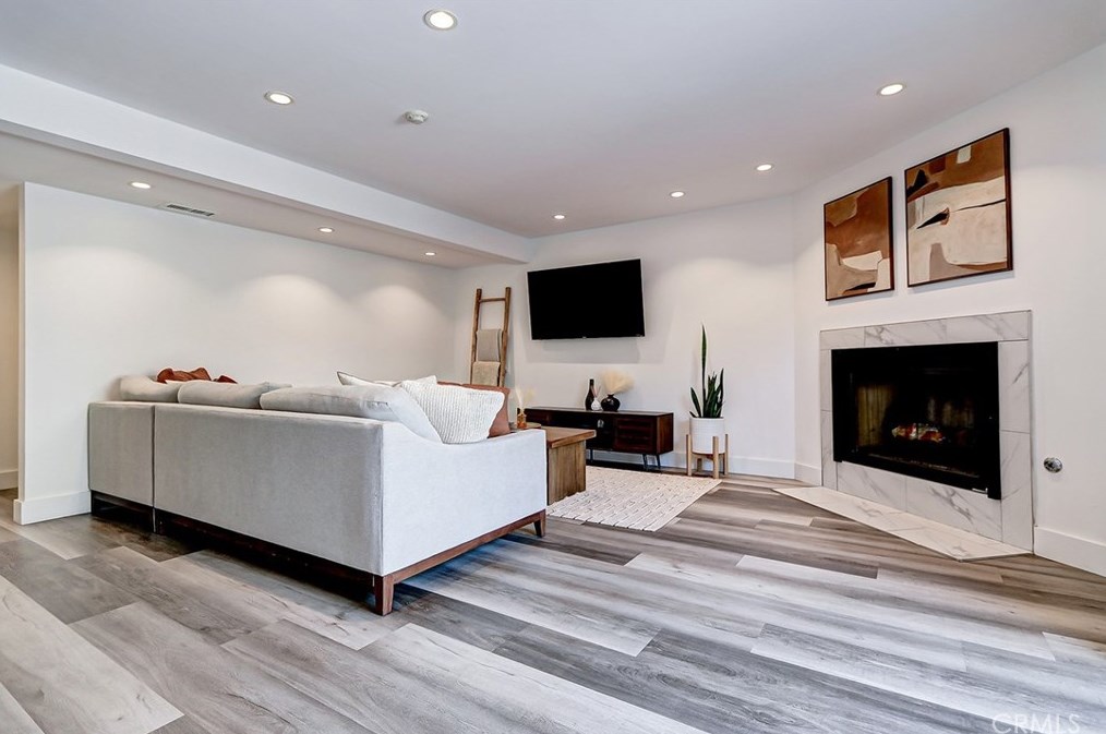 519 Meyer Ln #51, Redondo Beach, CA 90278