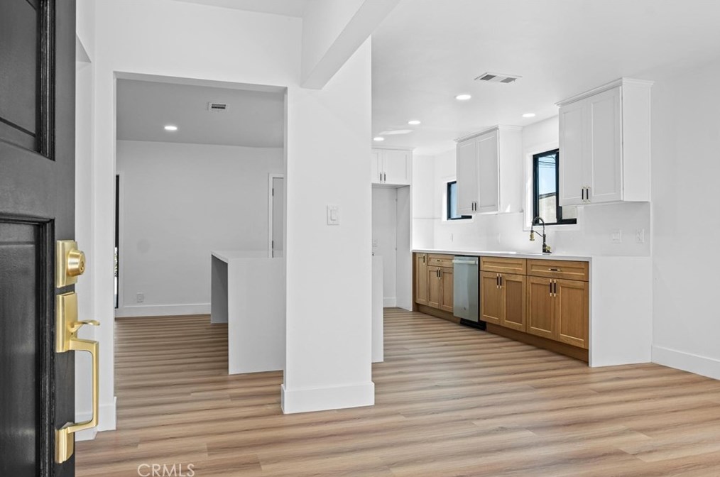 3772 Hackett Ave, Long Beach, CA 90808