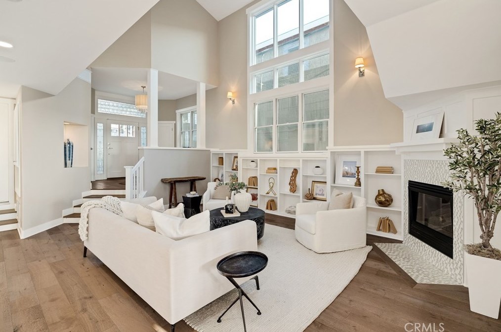 3521 Walnut Ave, Manhattan Beach, CA 90266