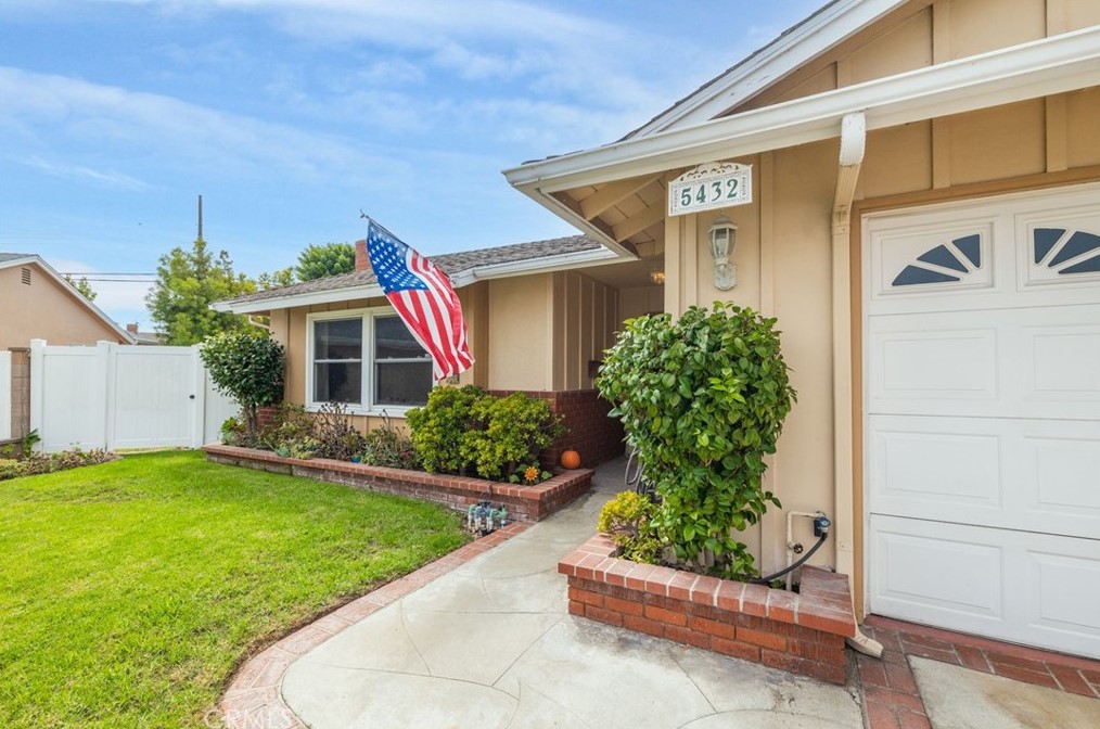 5432 Michelle Dr, Torrance, CA 90503