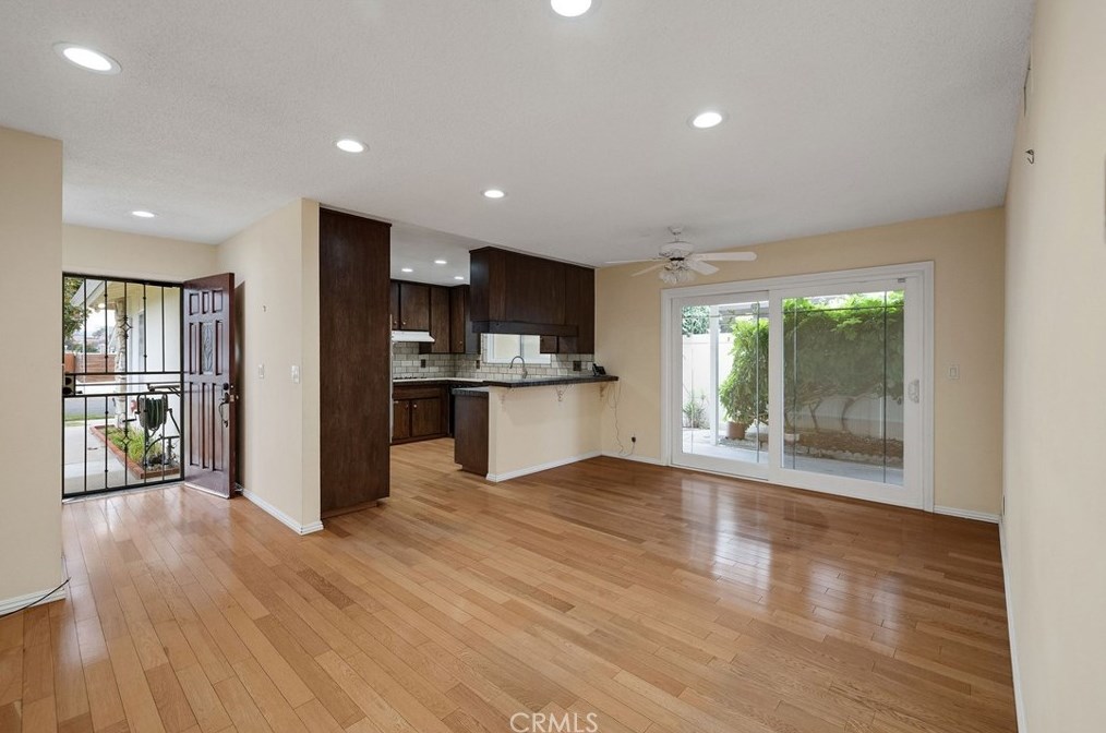 3561 Sara Dr, Torrance, CA 90503-2532