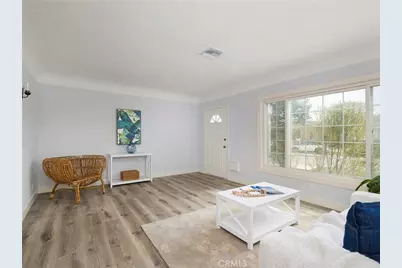 5451 W 117th Street, Hawthorne, CA 90304 - Photo 4