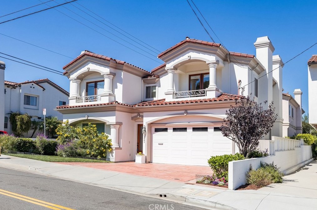 2001 Gates Ave, Redondo Beach, CA 90278
