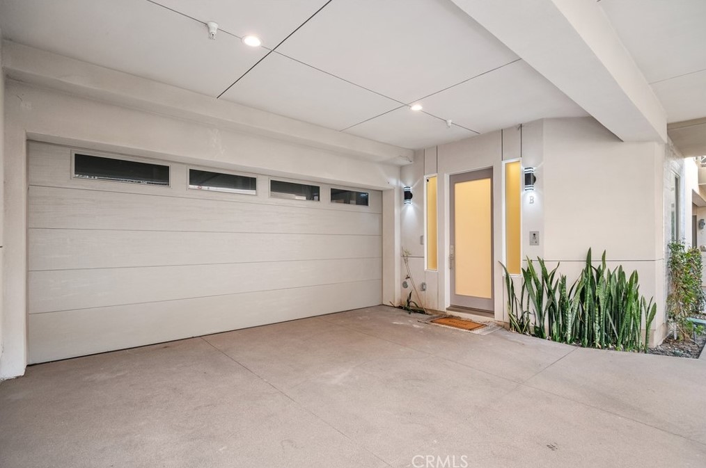 2518 Nelson Ave, Redondo Beach, CA 90278-2513