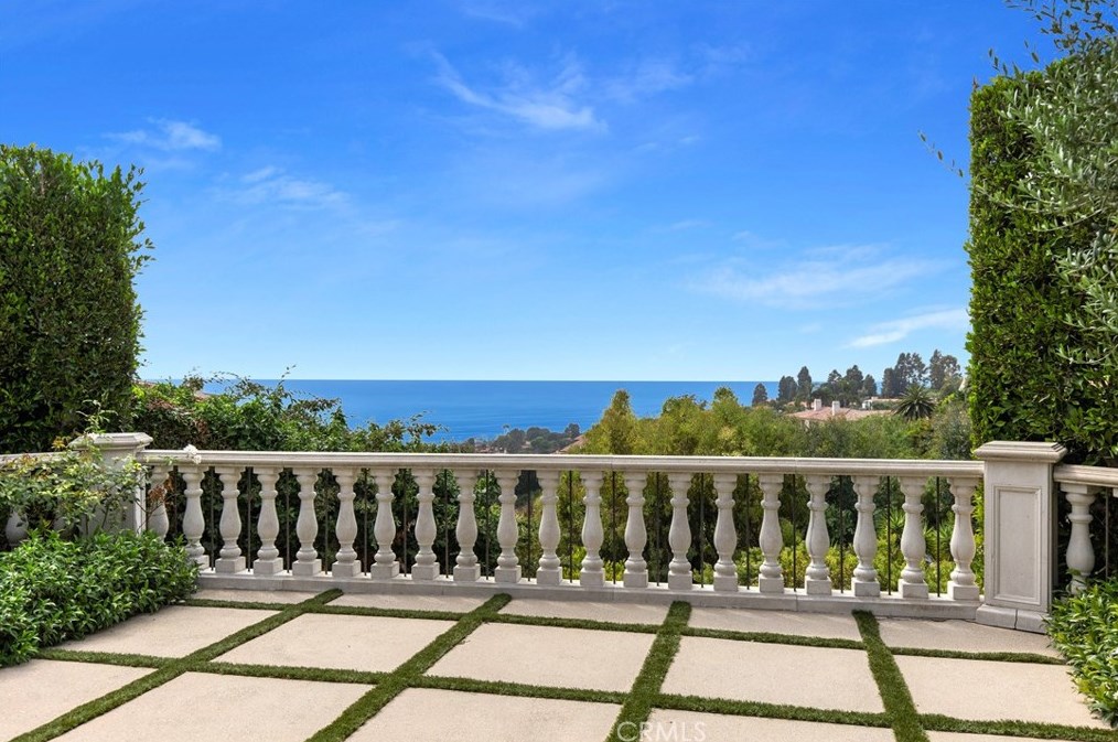 1425 Via Galicia, Palos Verdes Estates, CA 90274
