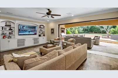 1136 5th Street, Manhattan Beach, CA 90266 - Photo 4
