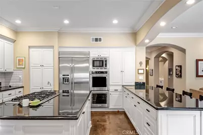 1136 5th Street, Manhattan Beach, CA 90266 - Photo 14