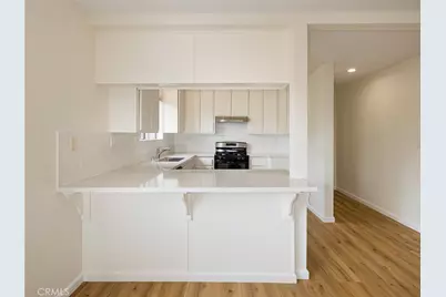 730 W 5th Street, San Pedro, CA 90731 - Photo 14