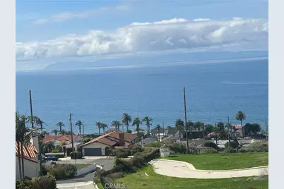 1482 W Hamilton Avenue, San Pedro, CA 90731 - Photo 2